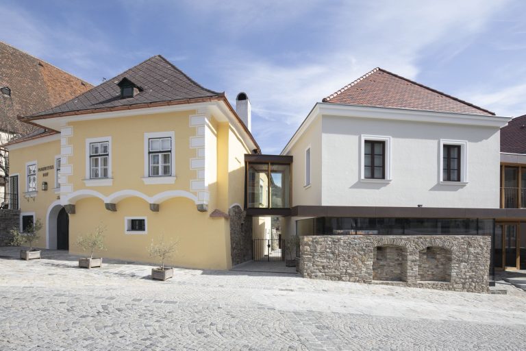 Der Mauritiushof am Kirchenplatz in Spitz - Tradition trifft Moderne